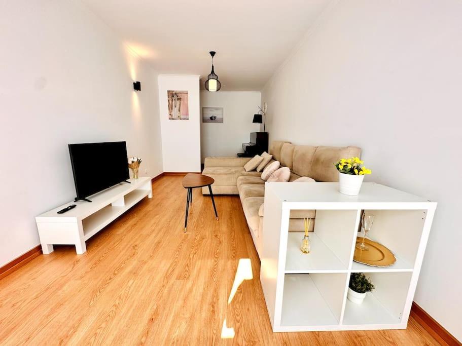 Sweety Bela Vista Apartment Lisboa Eksteriør billede