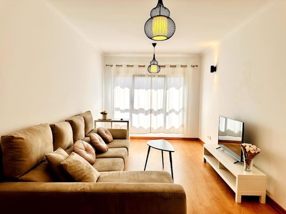 Sweety Bela Vista Apartment Lisboa Eksteriør billede