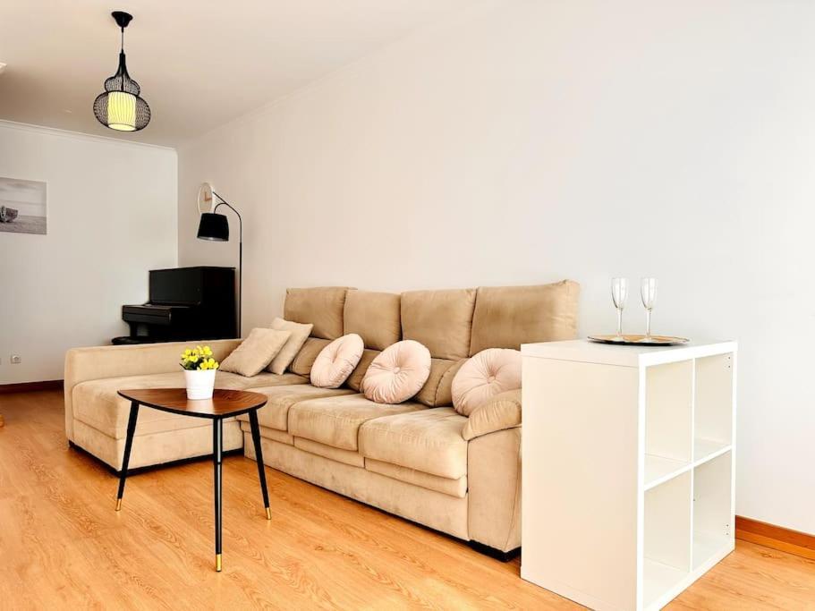 Sweety Bela Vista Apartment Lisboa Eksteriør billede